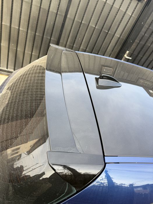 Eleron Pleoapa Luneta Lip Haion BMW F20  E87 E81 120 130