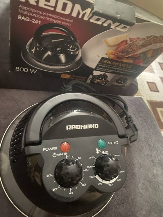 Аэрогриль REDMOND RAG-241.