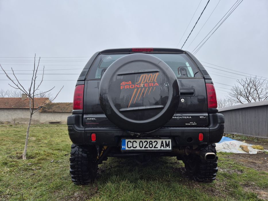 Opel Frontera 2.2 Бензин