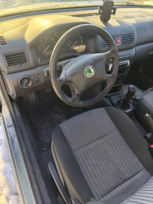 Scoda Octavia 1.9 tdi.