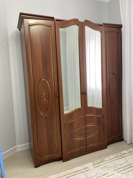 Шкаф для одежды 1,80 см