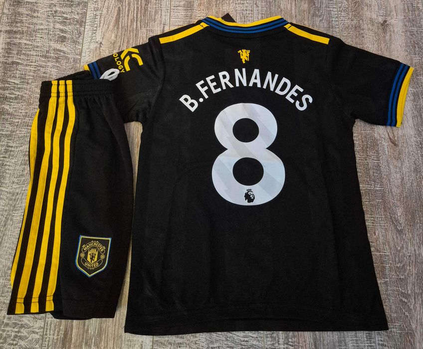 Екипи BARCELONA, MAN UNITED, PSG, Arsenal с ИМЕ и НОМЕР твой по избор!