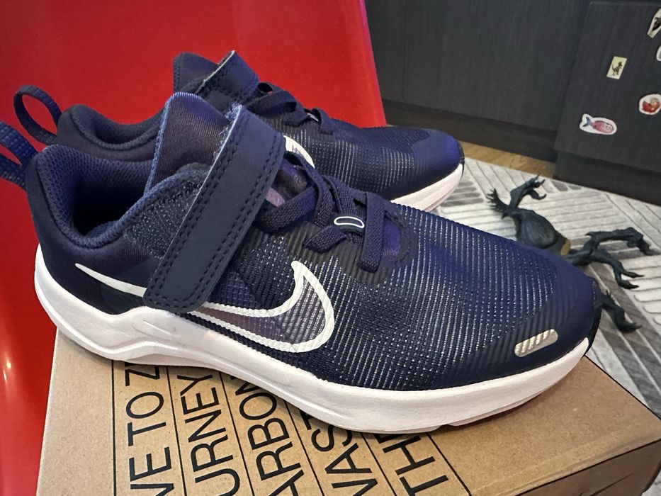 Нови  детски маратонкки Nike