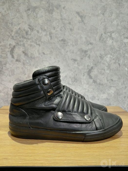 Оригинальные кожаные кроссовки ALDO