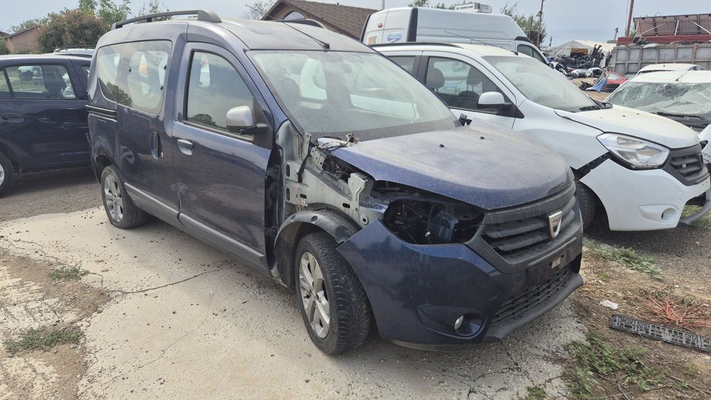 Ușa faruri bara capota lonjeron trager uși dacia Lodgy compresor logan