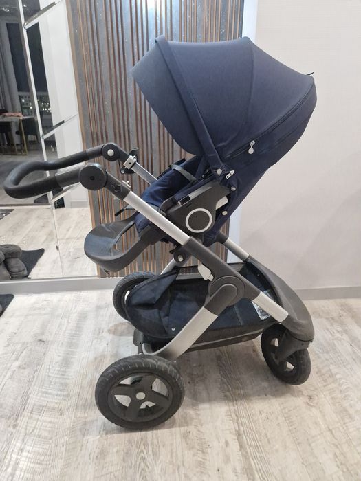 Продам каляску 2 в 1 STOKKE