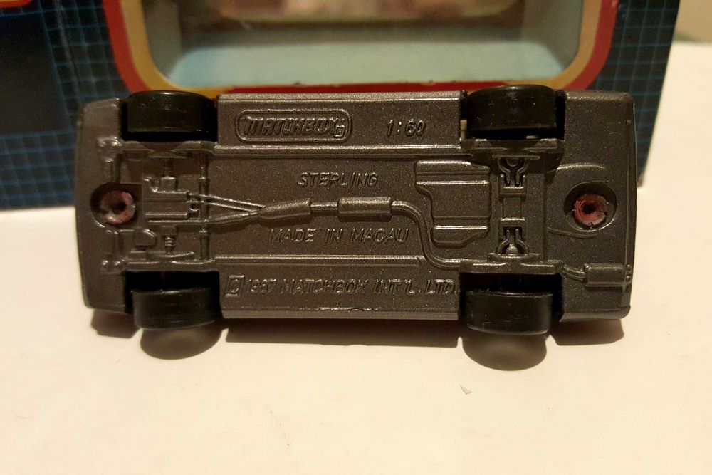 Продавам количка Rover Sterling от Matchbox