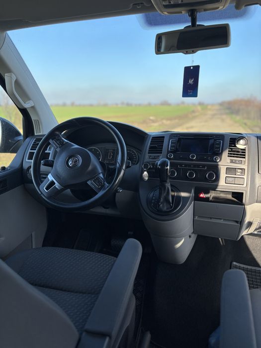 VW Transporter 2012 – Automată – 140 CP – Mixt