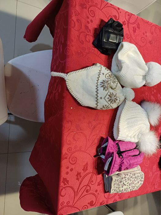 Момичешки комплект за зима ръкавици шапки