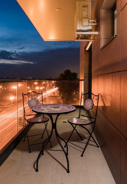 De inchiriat apartament 3 camere in statiunea Mamaia,bloc Sofia3