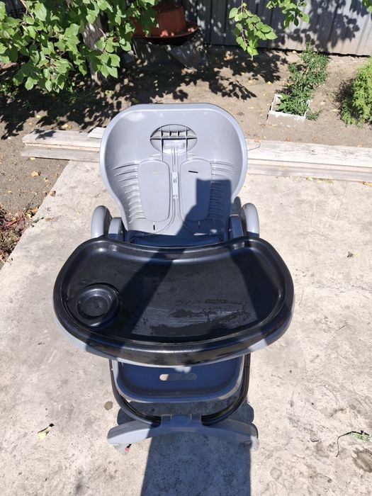 Детский стульчик для кормления