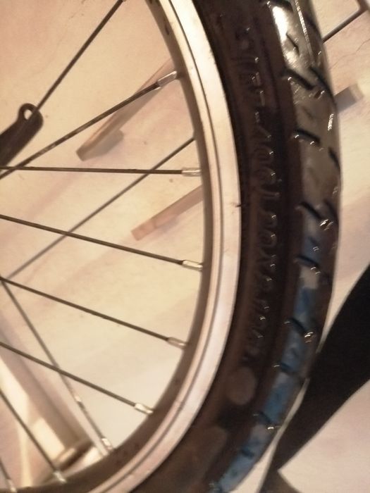 Колесо от велосипеда детского