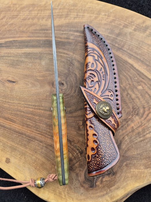 Уникален ловен нож дамаска стомана,фултанг с кожена кания LN422