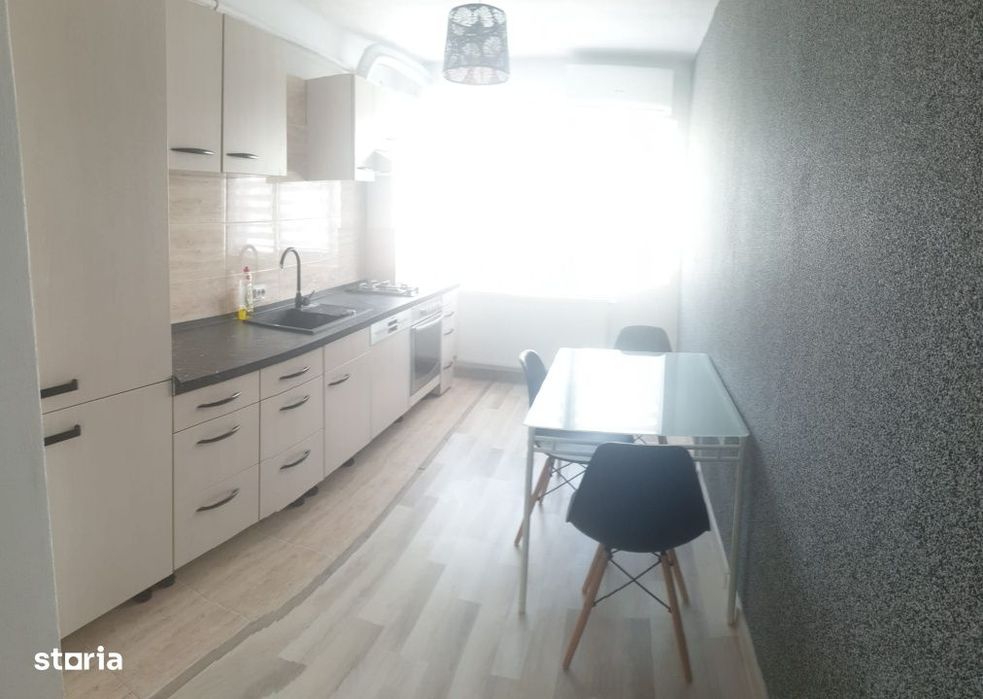 Apartament 4 camere, 100 mp (impartit in 2 ap. decomandate), zona 1 Ma