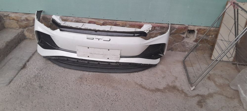 BYD E2 бампер б/у чап тариф паси синган