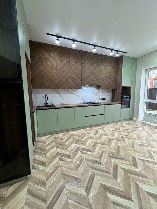 Продажа двух уровнего таунхауса