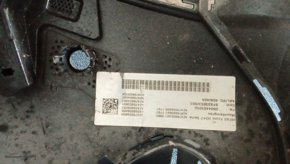 Bara fata Mercedes GLA W247 H247 2019 - 2025