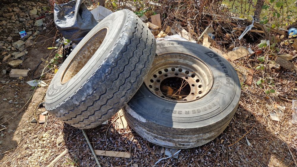 Гуми с джанти за полуремарке