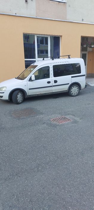 Opel combo de vinzare diesel 17 ecotec