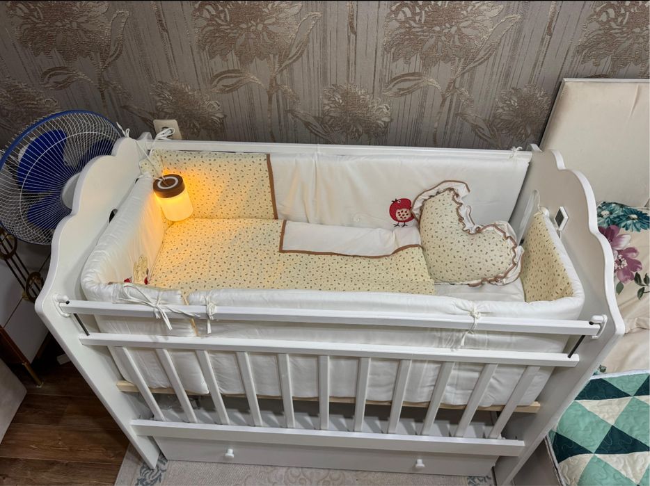 Продам манеж детский