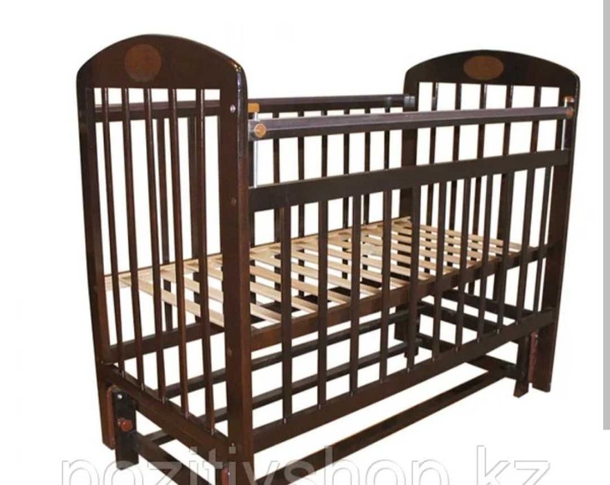Детская кровать деревянная