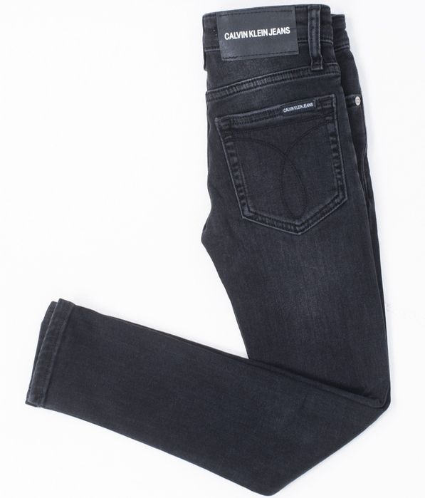 Calvin klein детски оригинални дънки за 12г.
ю