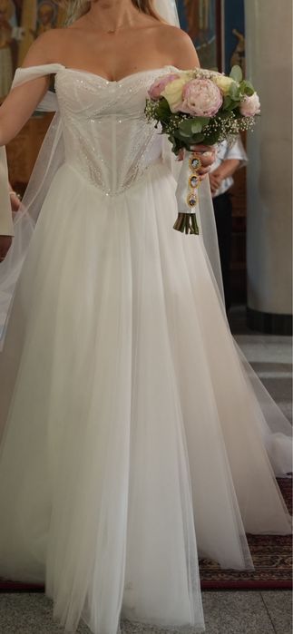 Vand rochie de mireasa A-line