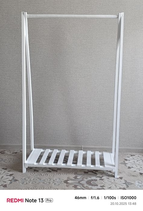 Продам вешалка напольная