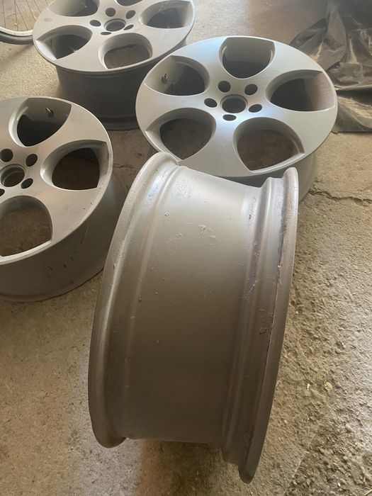 Jante Gti R17 - Nardo Grey