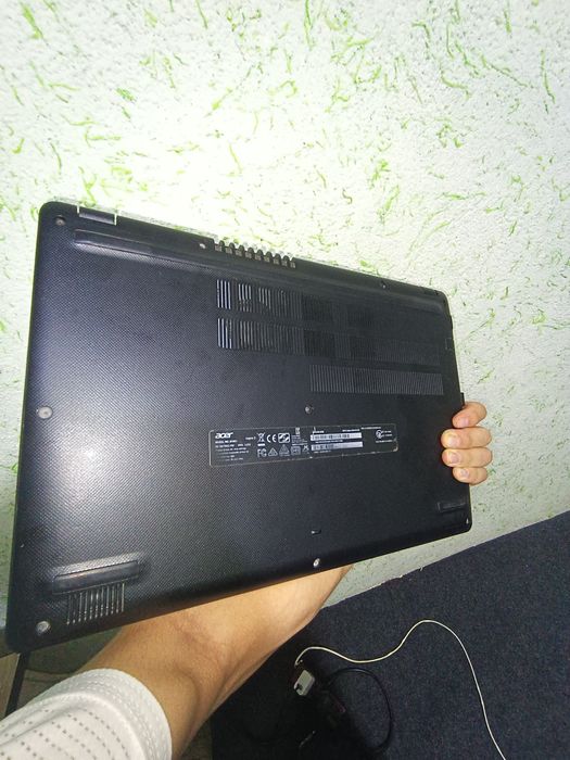 Acer Aspire 3 — 12GB RAM, 256 SSD + 1TB HDD, toza holat, Windows 11