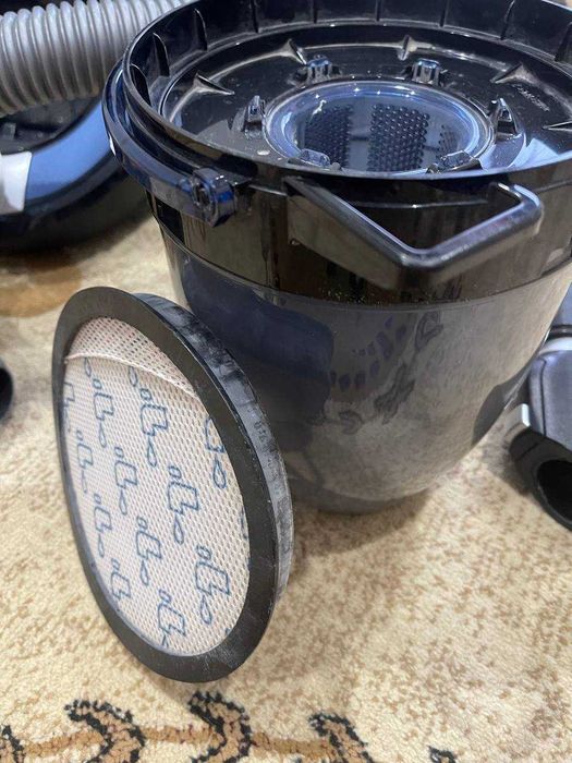 Пылесос Tefal в отличном состоянии