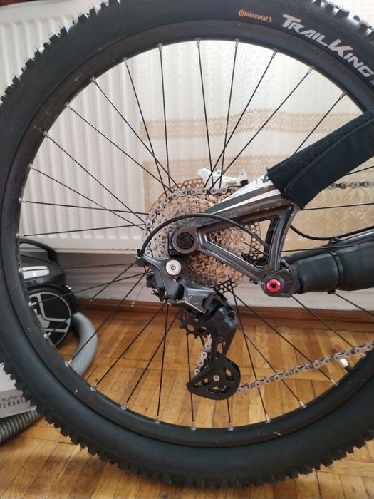 Bicicleta Lapierre Spicy 316 anul 2011 de enduro full suspension