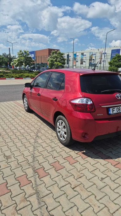 Toyota Auris 1.33VVT-i LIFE
