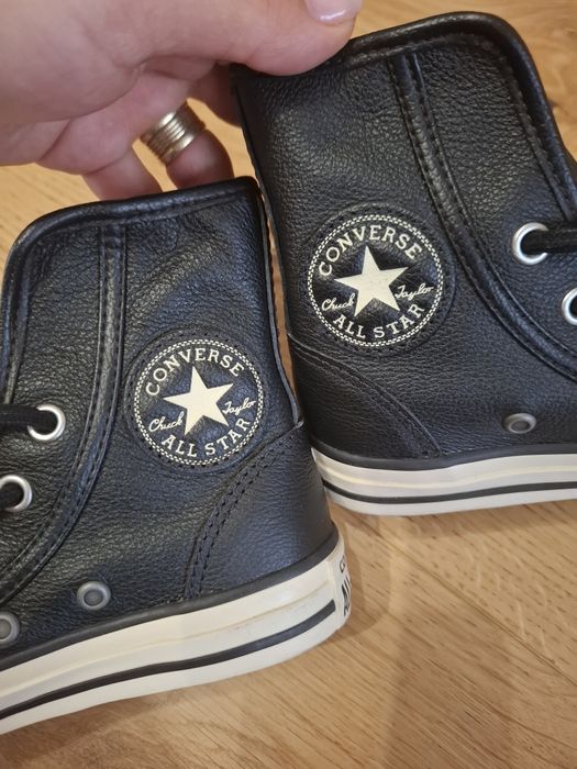 Converse piele mărime 28