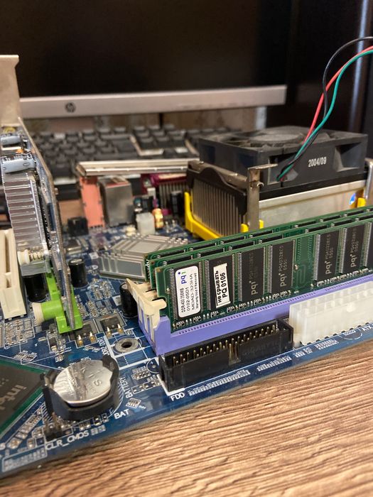 сокет 478  Pentium 4  ,мат платы  и память
