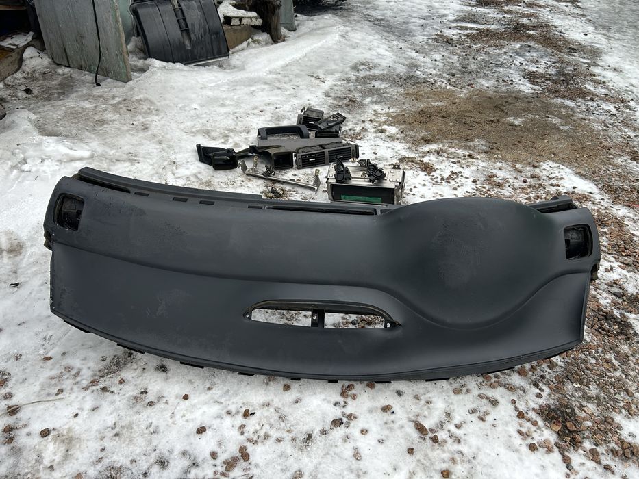 Продам запчасти на ауди а6 с5