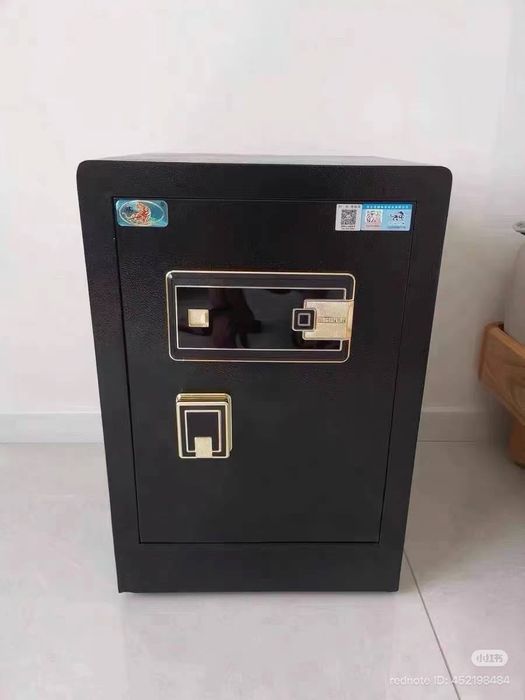 Hujjatlar uchun metall seyf | Металлический сейф для документов