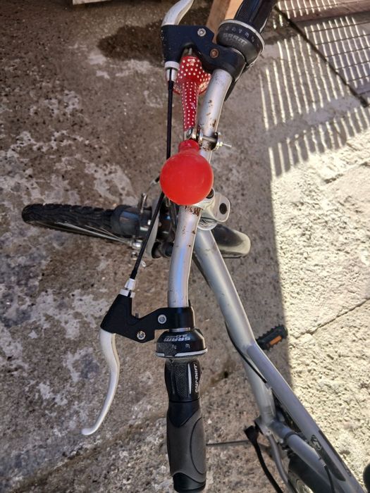 Biciclete in stare buna pret ok bicipcleta munte ,doua buc pegas originale italia,pret ok functioneaza bine ,negociabil