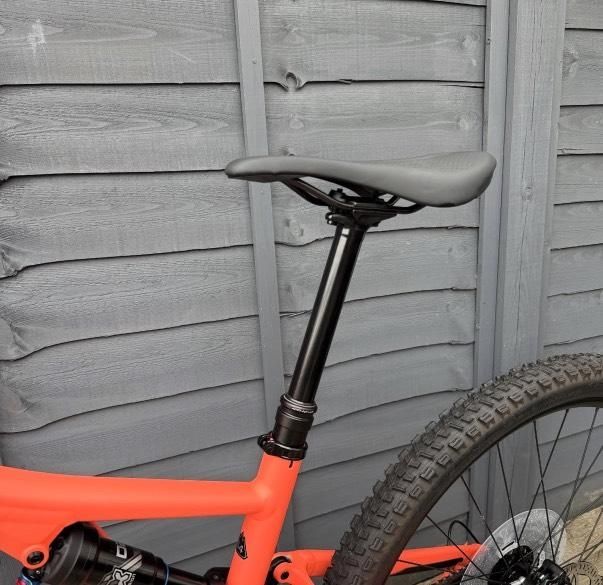 Specialized stumpjumper alloy L size