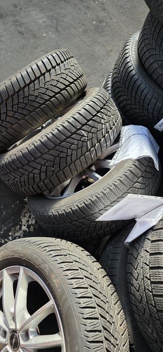 Гуми 4бр 205/55/16 - 1бр  - 37 евро