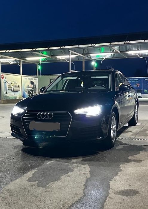 Vând Audi A4 2017