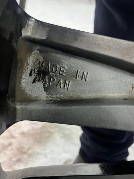 Диск с шинам  Ланд Крузер 200  Оргинал  р20