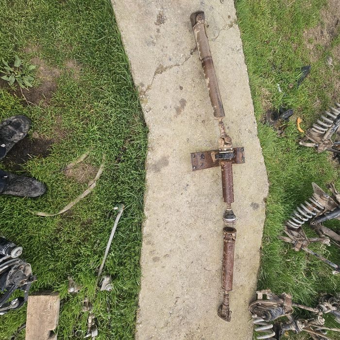 Кардан на 5 ти дверка нива 2131