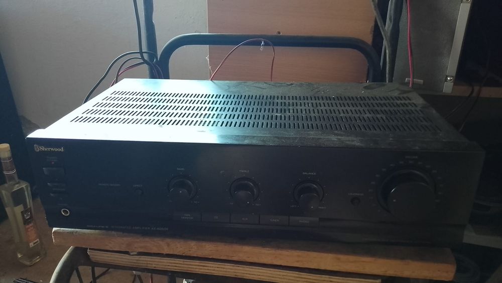 Statie cu boxa pasiva ,statie ft bună, schimb cu masina radiata ,doar in județul ialomita