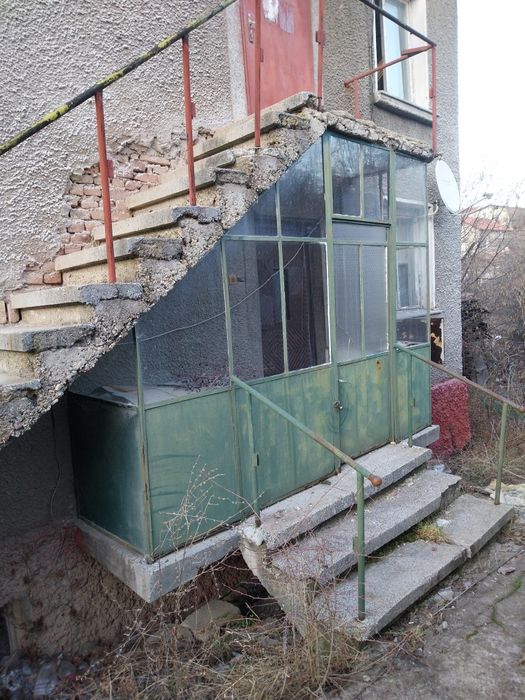 Продава се Къща в Перник, Каменина - 200 кв.м за 314815 €/кв.м - Снимка #3