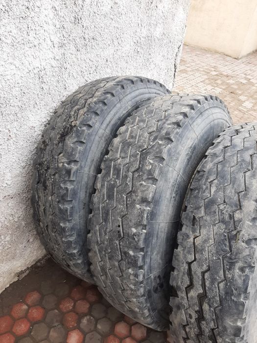 Продается шины хово