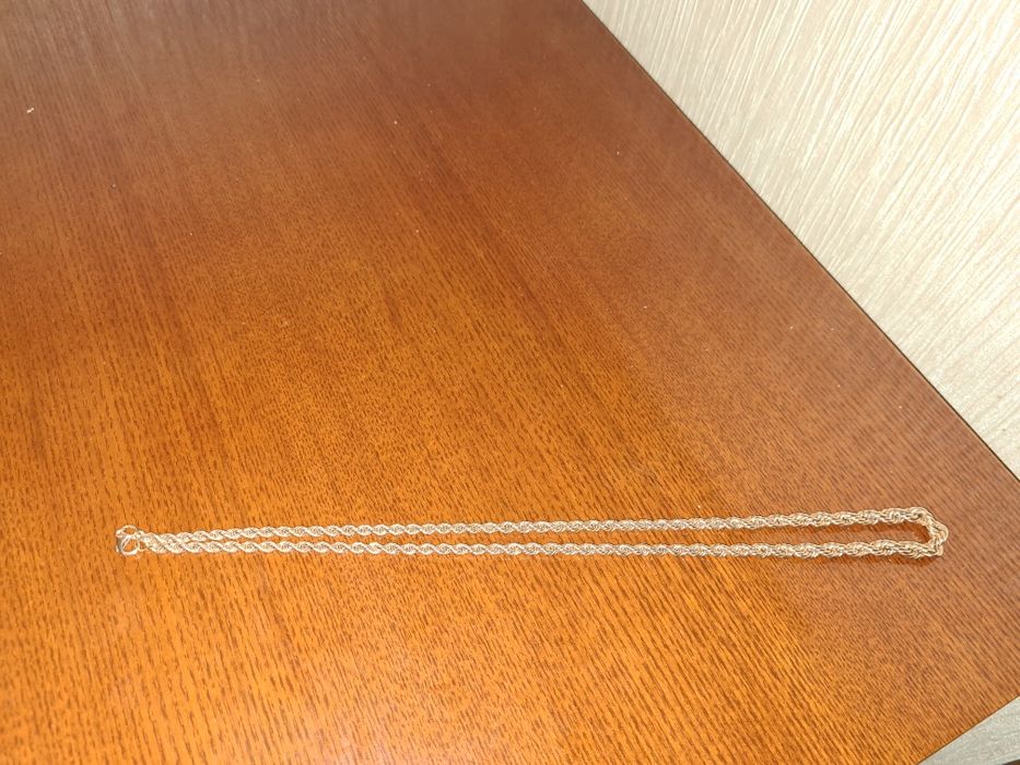 Золотая цепочка. Обмена нет.