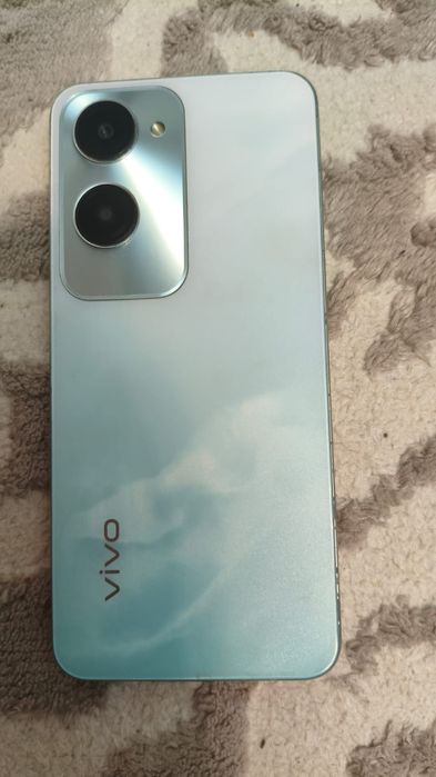 Vivo Y18 катпайды стекло ест