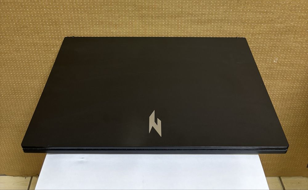 MDM vinde: Laptop Acer Nitro V15, AMD Ryzen 7 Gen 7.