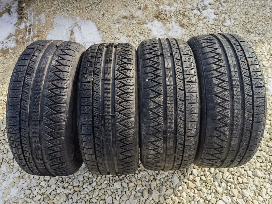 235/45/17 зимни гуми